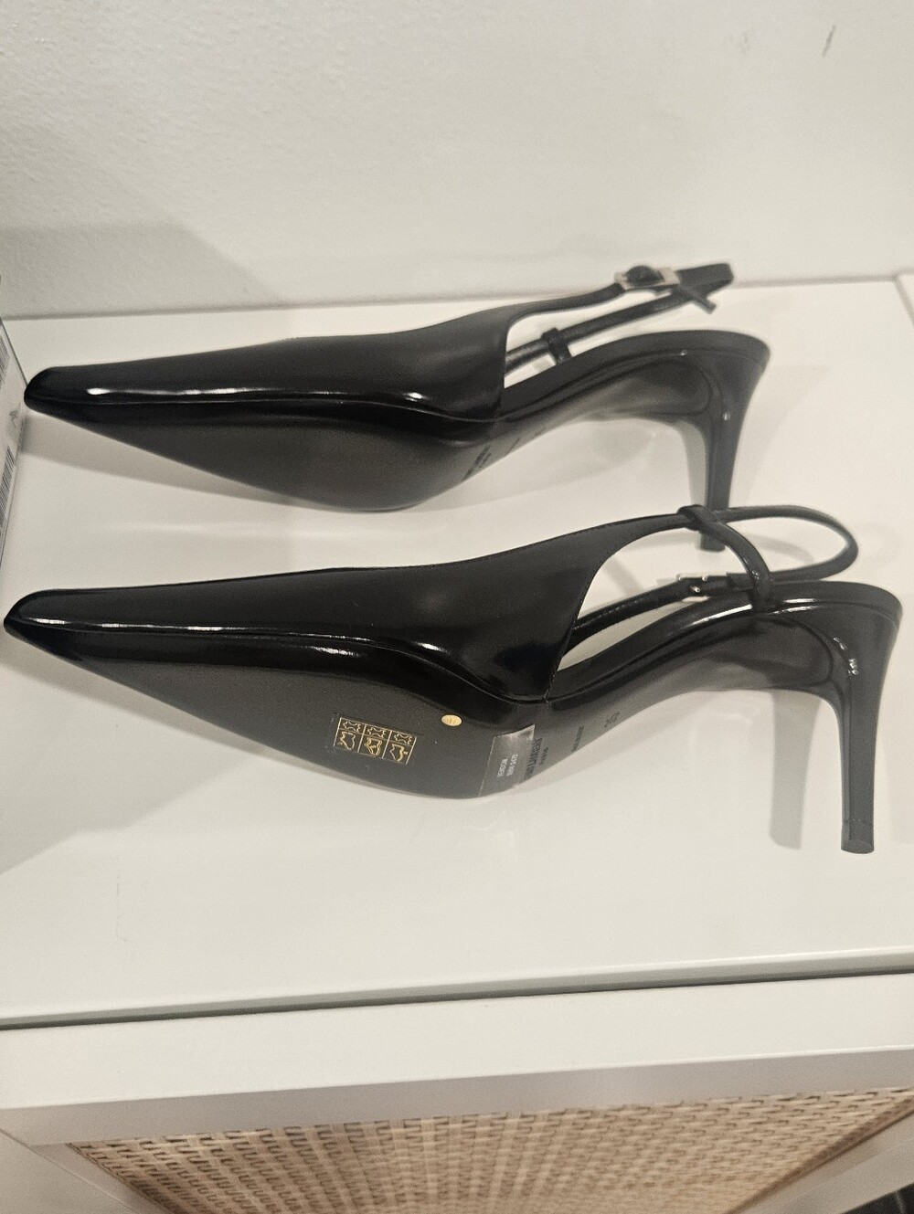 Saint Laurent Black Pointed Slingback Pumps - Picture 2 of 6